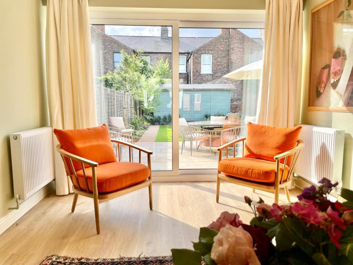 Central Townhouse With Free Off Road Parking And Garden يورك المظهر الخارجي الصورة